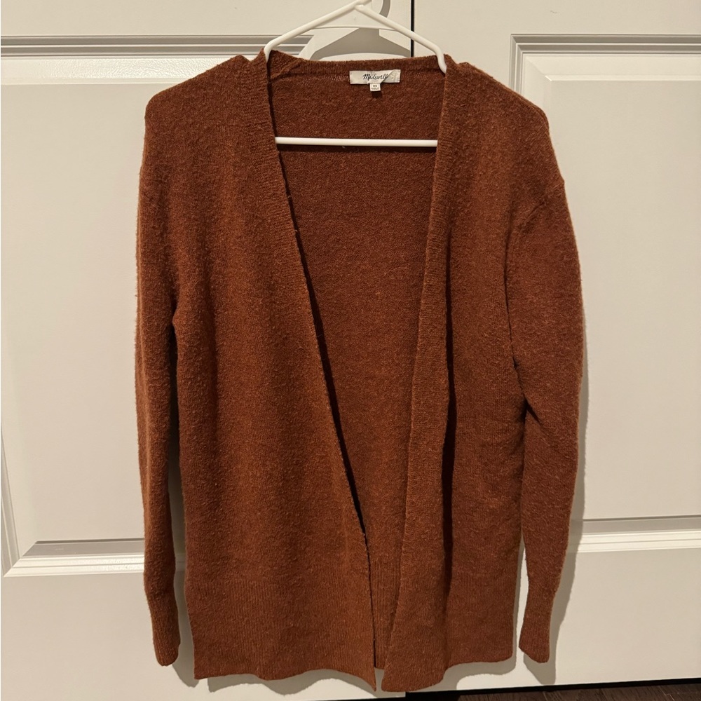 Madewell size xs rust orange cardigan. Excellent condition! Very versatile!
